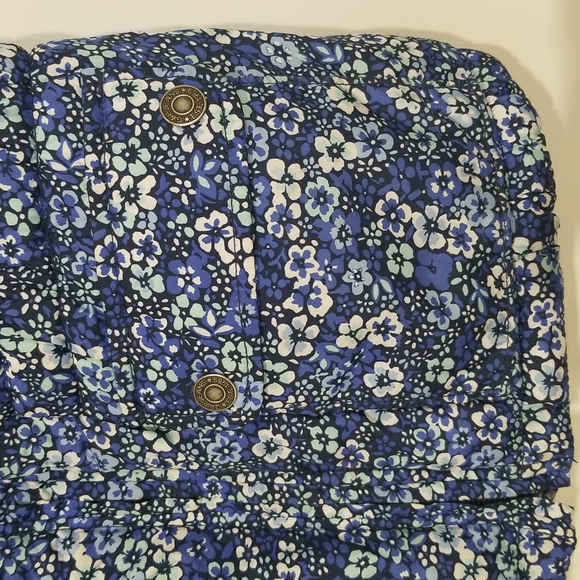 Girls Floral Puffer Vest in Large - Picture 4 of 4